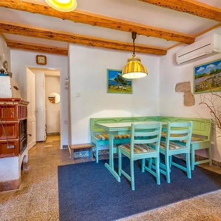 Tempo Colorato Apartment